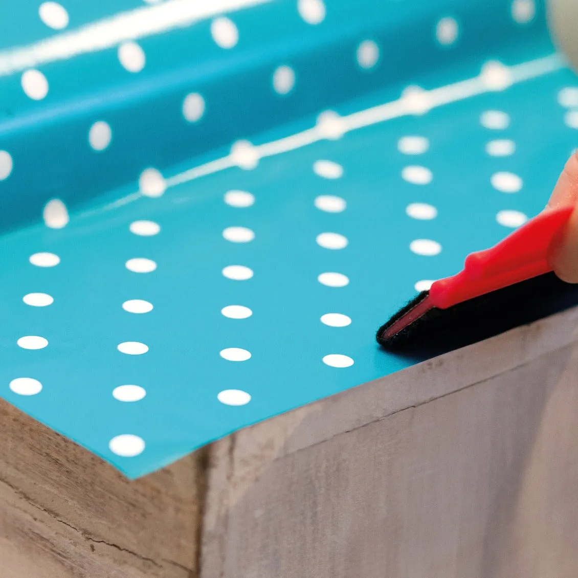 Aqua Blue Polka Dot Vinyl (450mm/2m, Self-Adhesive)