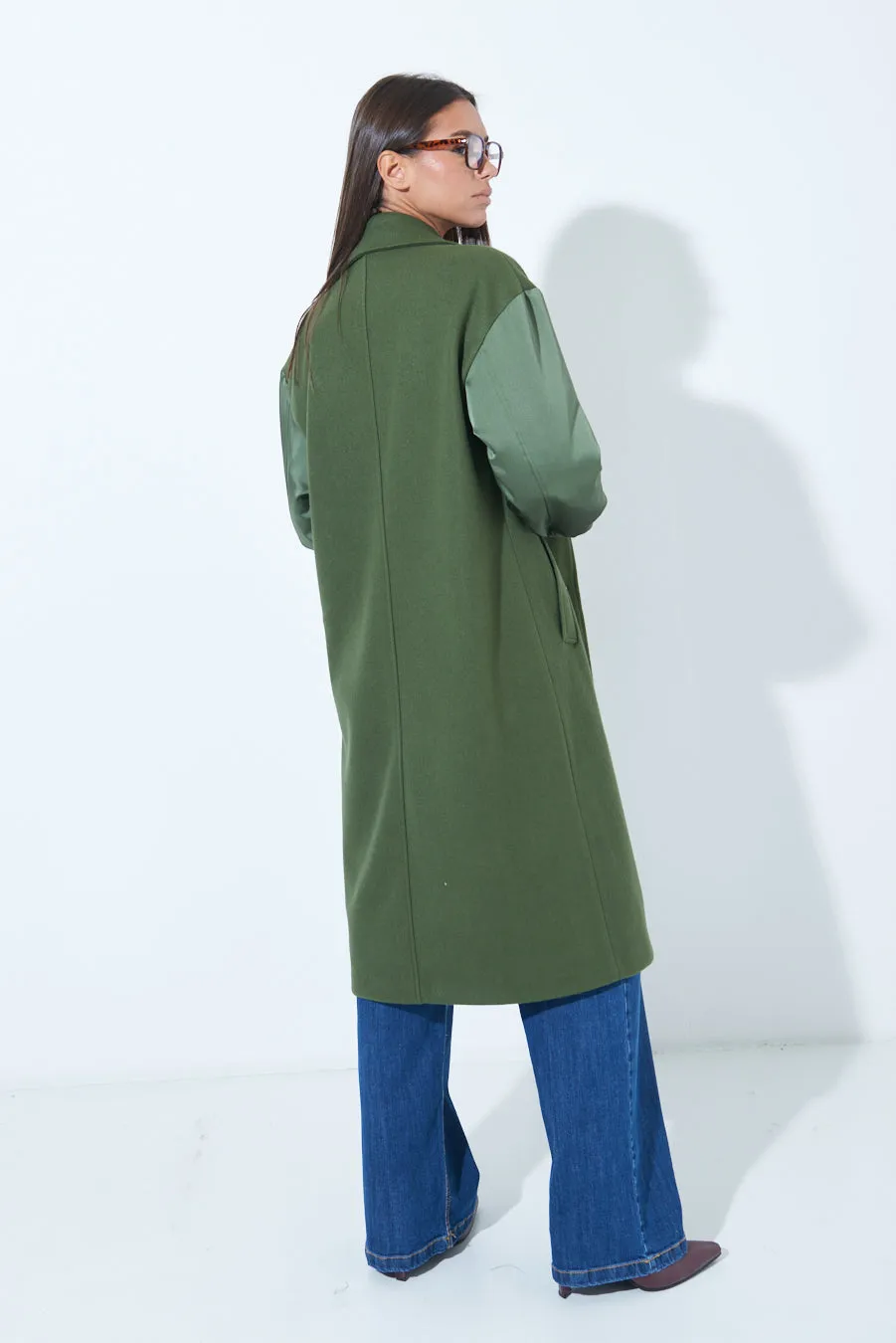 Contemporary longline coat with contrasting sleeves wholesale