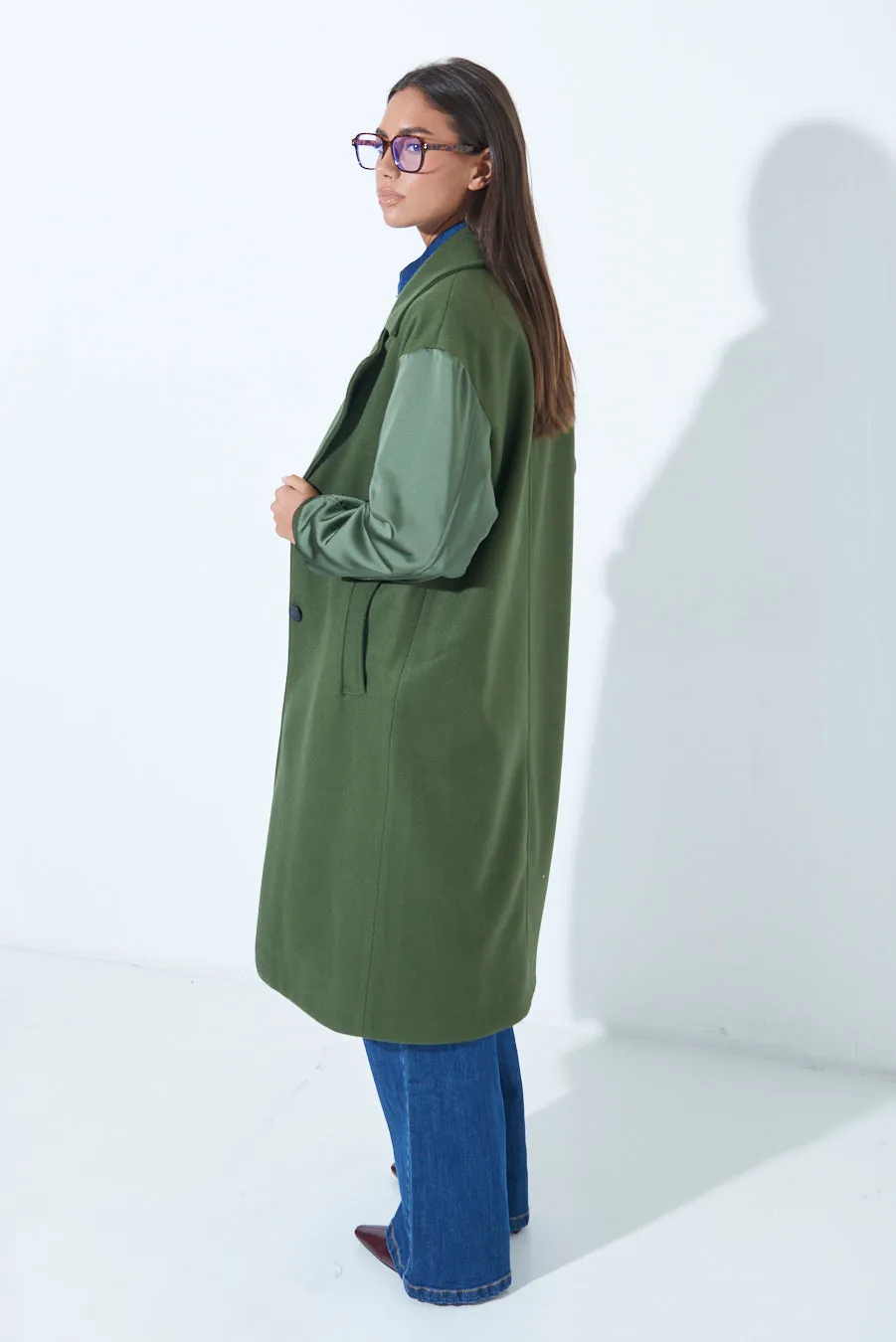 Contemporary longline coat with contrasting sleeves wholesale