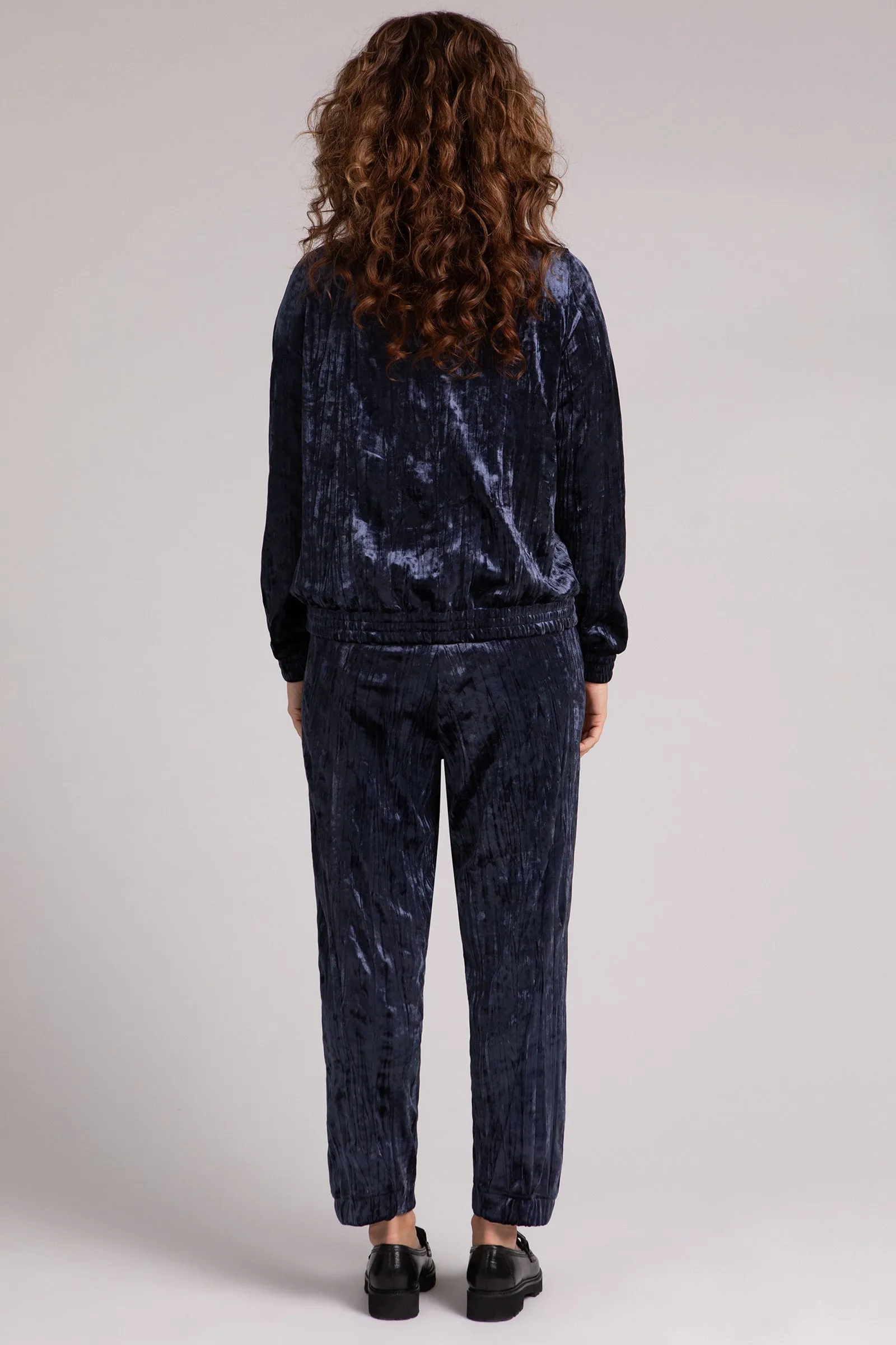 Crinkle Velvet Zip Front Warm Up | Navy