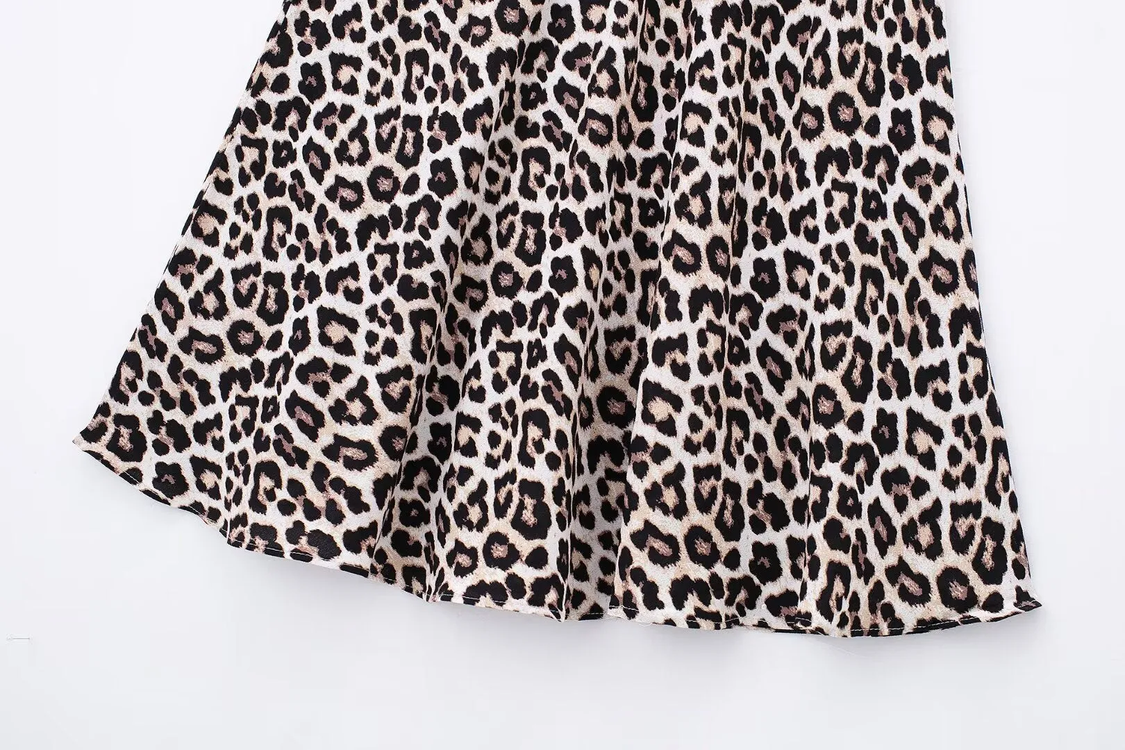 Farryn Leopard Print Midi Skirt