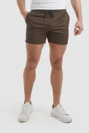 Muscle Fit Drawstring Chino Shorts in Khaki