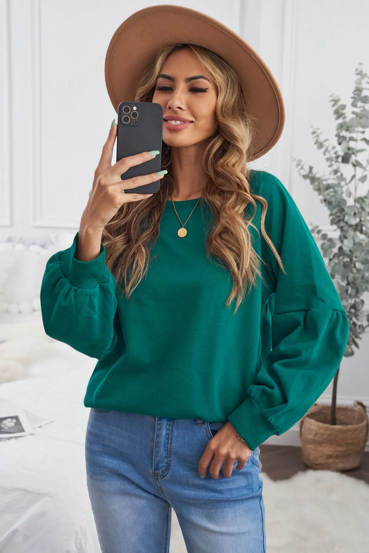 Raglan Patchwork Sleeve Pullover Sweatshirt